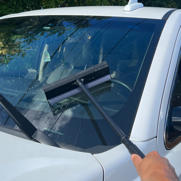Best Squeegee for Car Windows